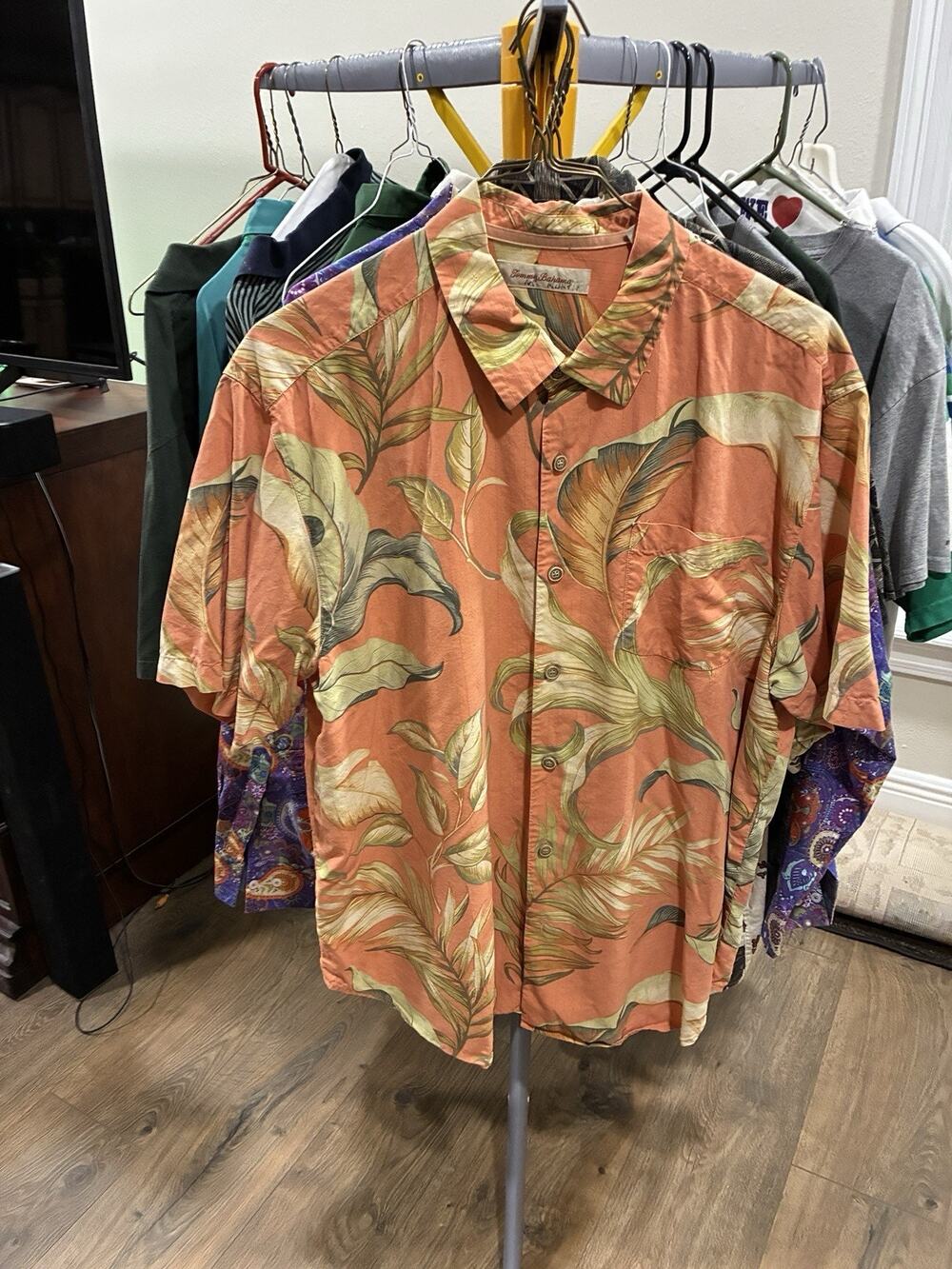 Tommy Bahama Vintage Button-Down Hawaiian Shirt size extra large NOC2475